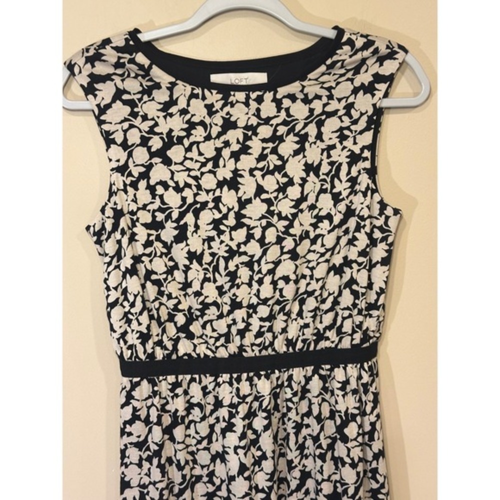 LOFT Women Fit and Flare Dress Black XS Cream Floral Sleeveless Casual Career - Picture 4 of 6